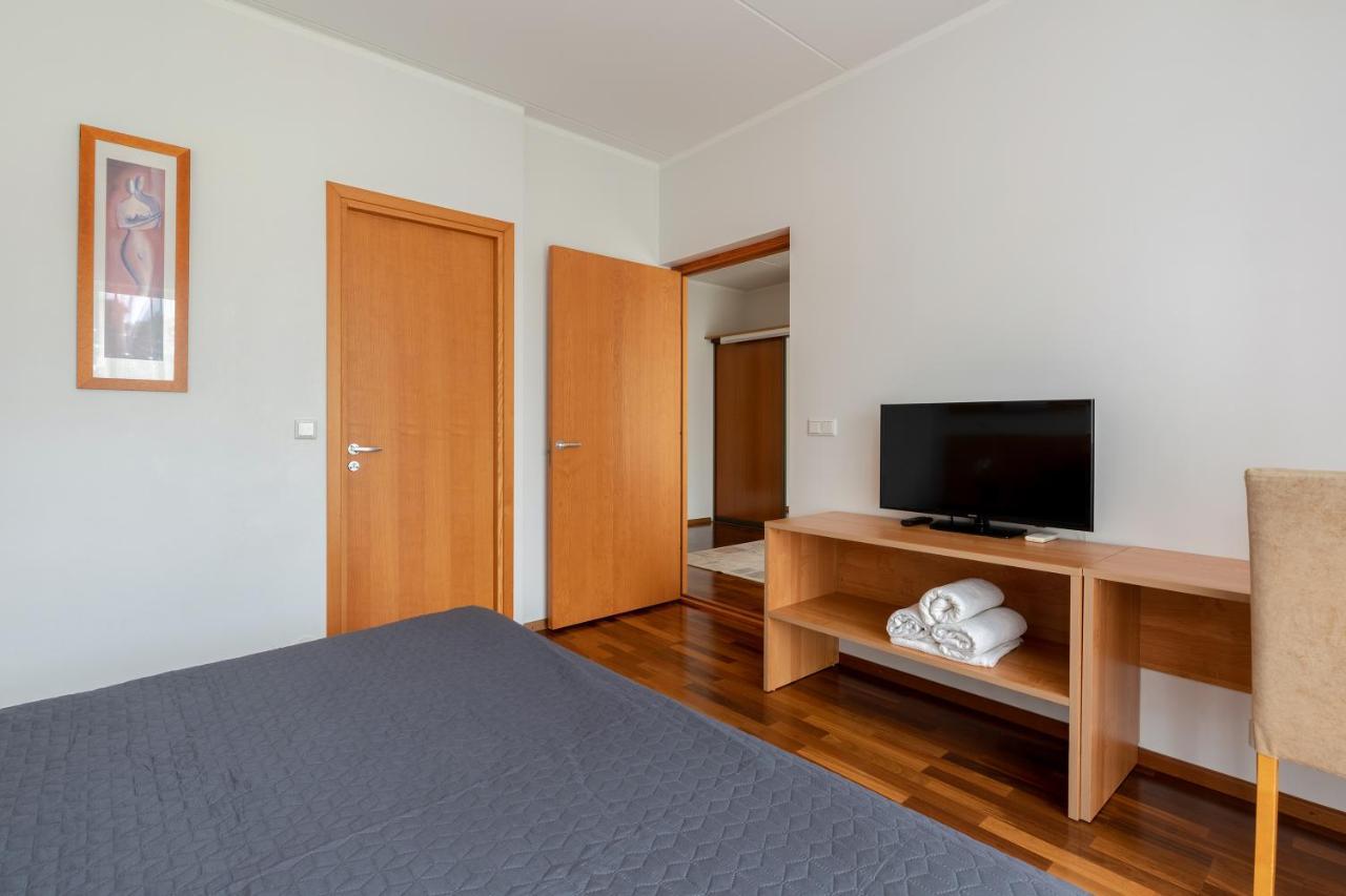 Raadimoisa Hotell Тарту Екстериор снимка